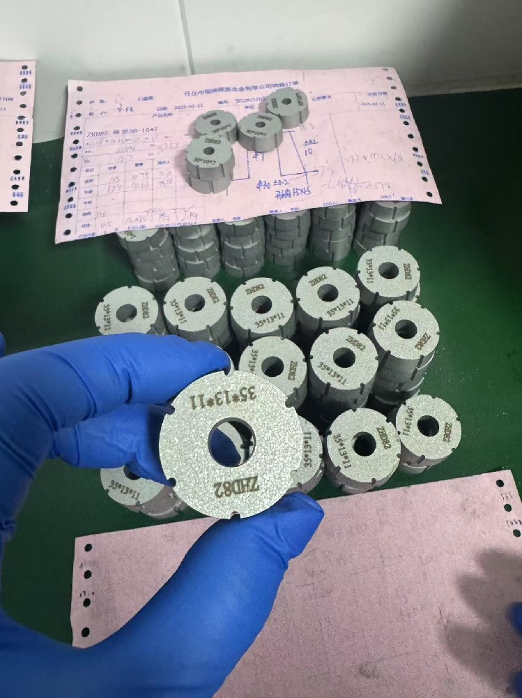 選擇優(yōu)質(zhì)硬質(zhì)合金模具材料最應(yīng)該注重哪些關(guān)鍵因素？